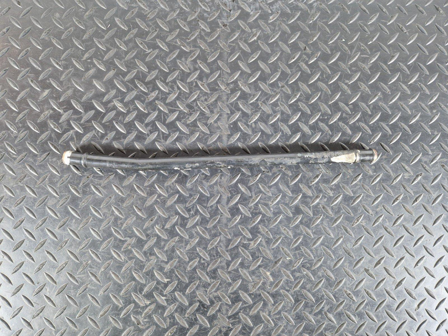 14-21 MERCEDES C CLASS C250d W205 OM651.921 GENUINE WATER PIPE TUBE A2058300002