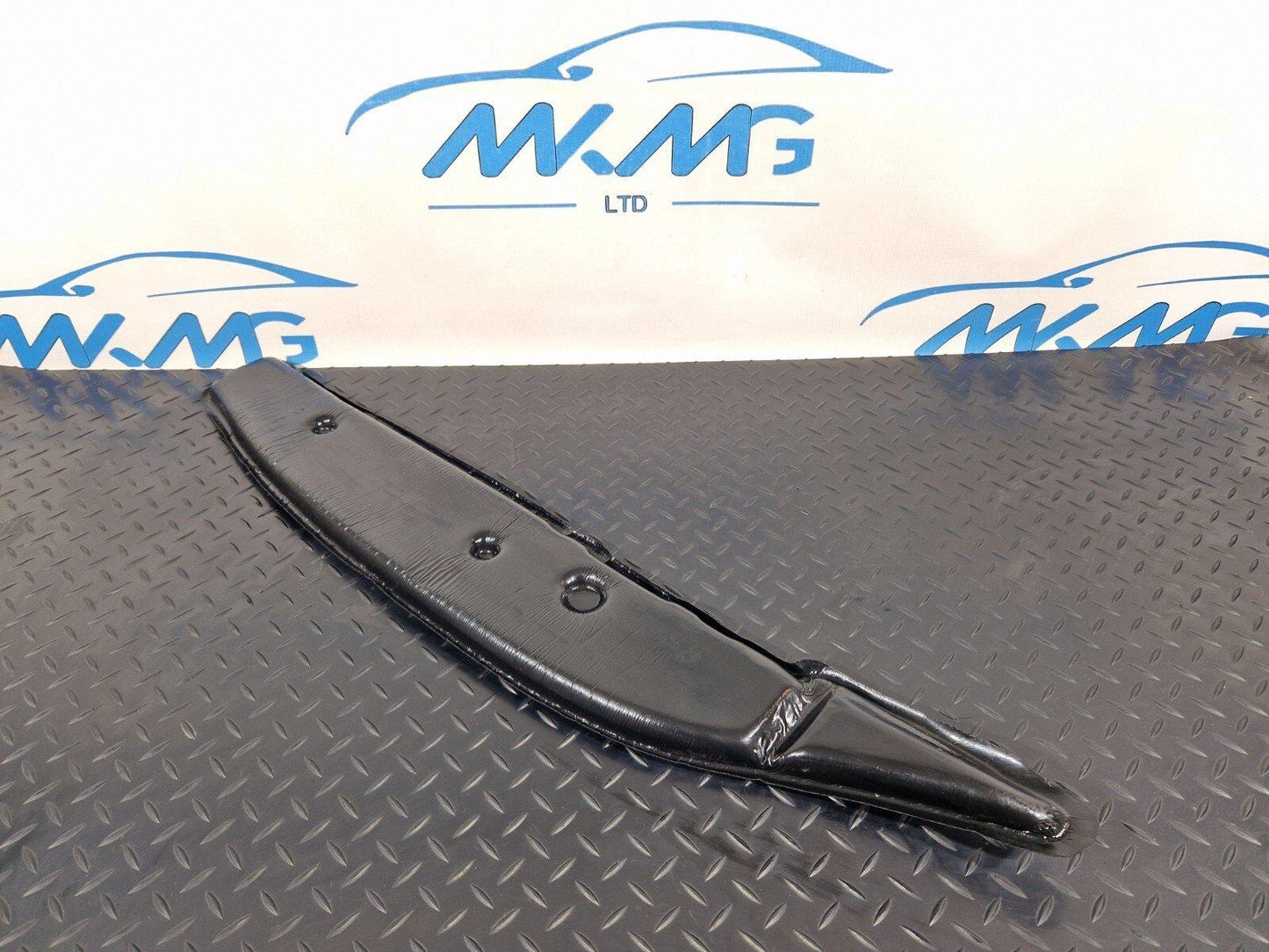 19-ON MERCEDES BENZ CLA C118 FRONT FENDER ABSORBER RIGHT SIDE A1188854400