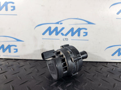 19-ON MERCEDES B CLASS W247  GENUINE AUXILIARY WATER PUMP A2118350364
