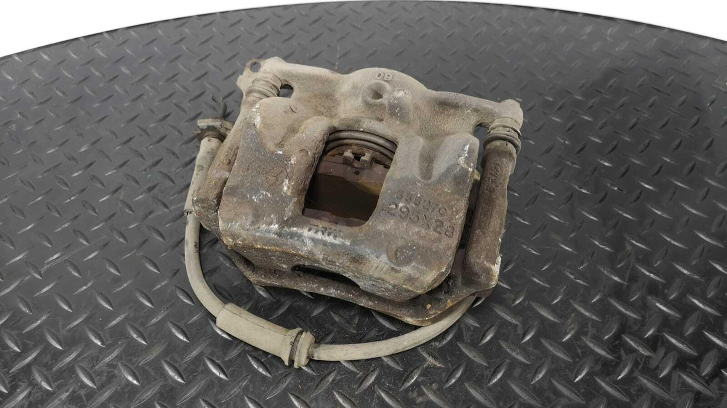 MERCEDES BENZ CLS W218 AMG CDI 220d FRONT LEFT PASSENGER SIDE BRAKE CALIPER