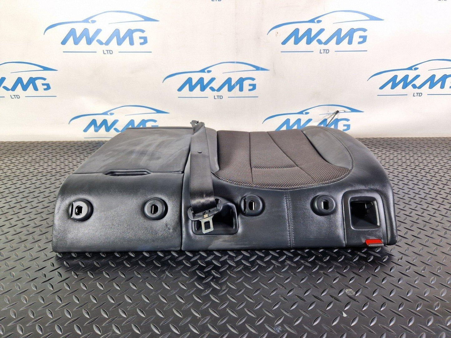 16-19 AUDI A4 AVANT B9 S-LINE REAR O/S DRIVERS SIDE HALF BLACK LEATHER  BACKREST