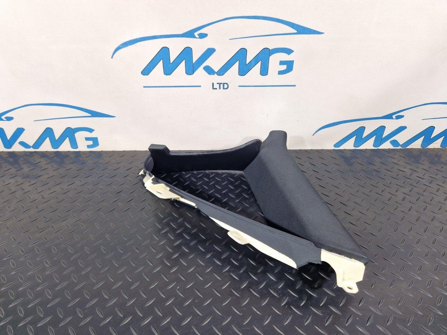 10-18 AUDI A7 4G S-LINE GENUINE RIGHT SIDE C PILLAR BLACK TRIM COVER 4G8867288