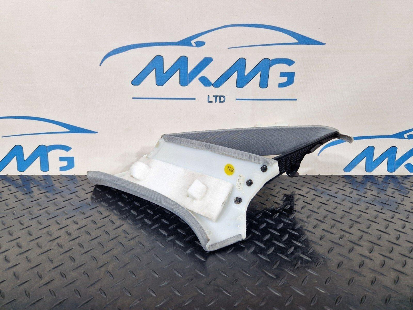 16-19 AUDI A4 B9 REAR LEFT PASSENGER SIDE C-PILLAR 8W5867287