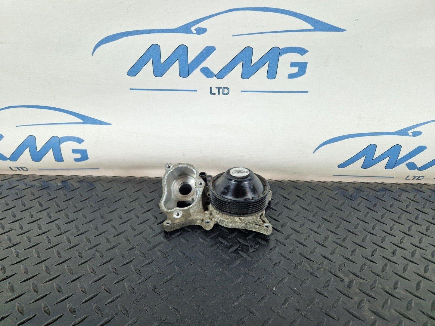 12-18 BMW 3 SERIES F30 LCI GENUINE OEM N57 ENGINE WATER PUMP 8507326