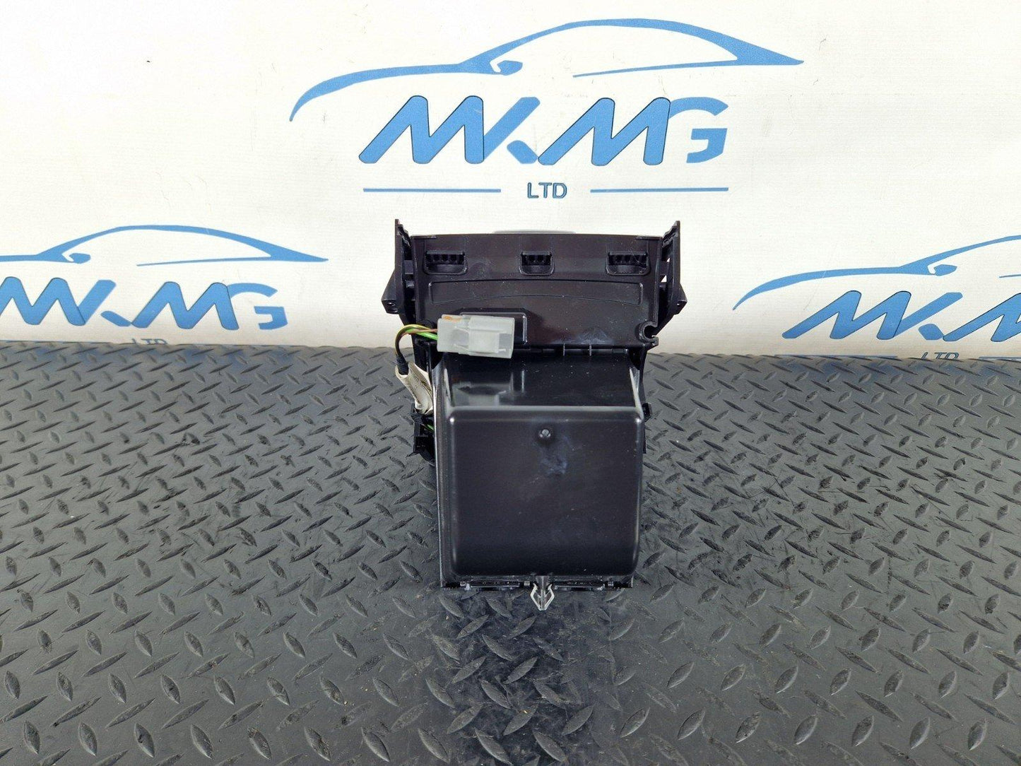 14-19 LAND ROVER L550 DISCOVERY SPORT CUP HOLDER STORAGE FK72-14K042-AB