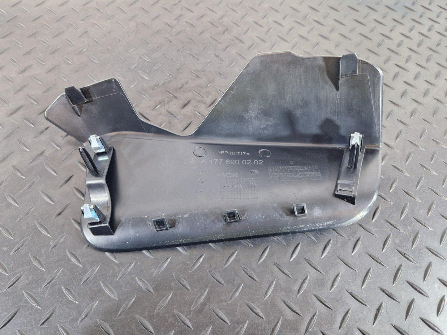 18-ON MERCEDES A CLASS W177 OEM DOOR TRIM SIDE WALL COVER REAR RIGHT A1776900202