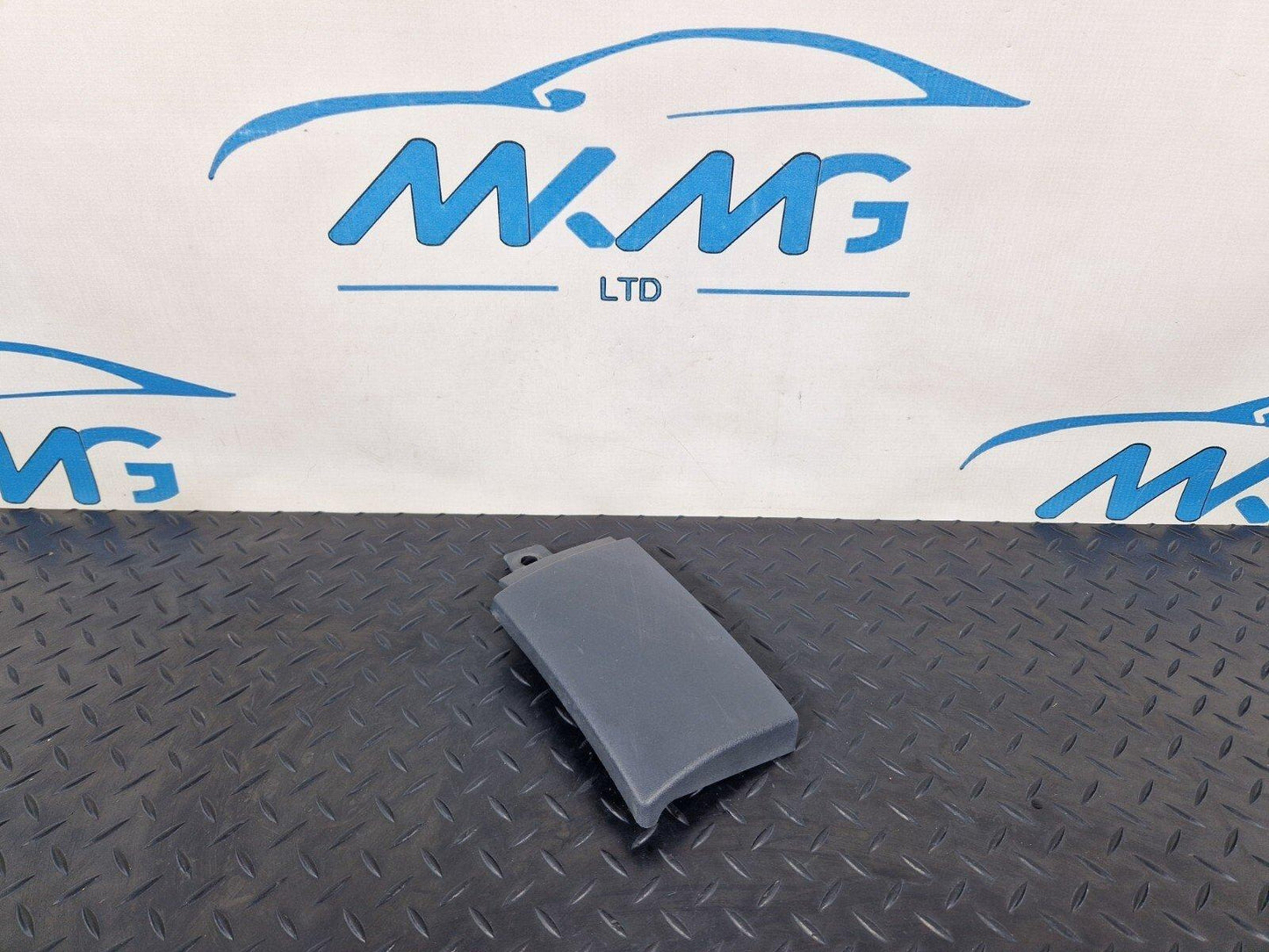 18-ON MERCEDES BENZ SPRINTER W907 W910 OEM REAR BUMPER COVER A9108803800