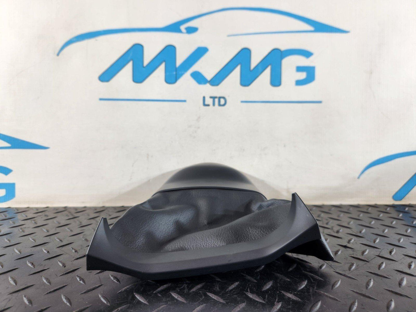 16-20 AUDI Q7 4M STEERING COLUMN STALK SURROUND TRIM COVER 4M0953491