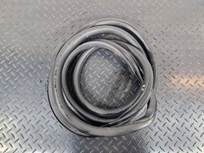 19-ON MERCEDES B CLASS W247 FRONT DOOR RUBBER SEAL FITS LEFT & RIGHT A2476920300