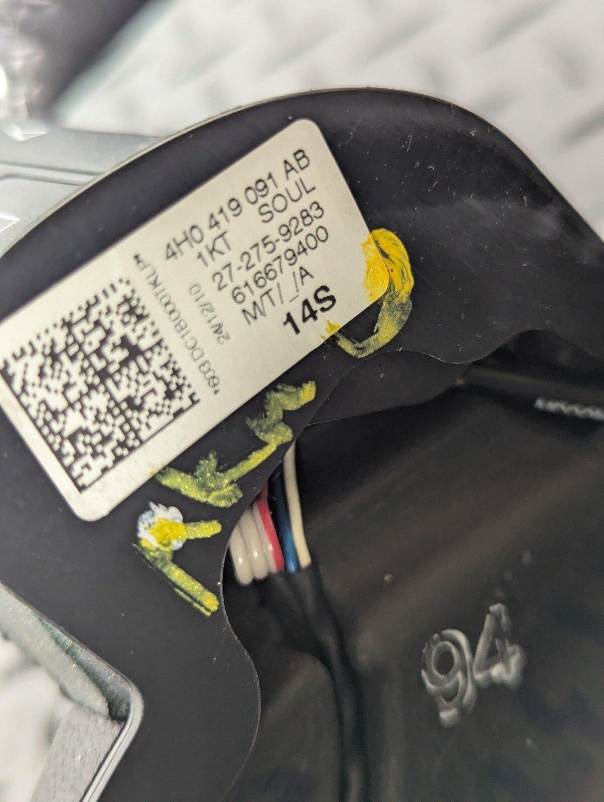 10-17 AUDI A8 4H GENUINE STEERING WHEEL 4H0419091AB