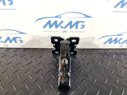 16-19 AUDI A4 B9 GENUINE OEM REAR CENTRE SEAT BRACKET MOUNT 8W0886177A