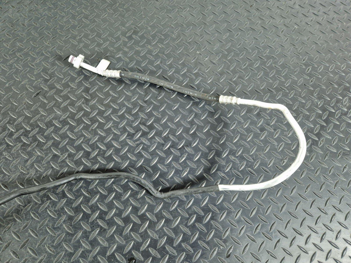 10-17 AUDI A8 4H GENUINE AC PIPE HOSE LINE 8R0816741A