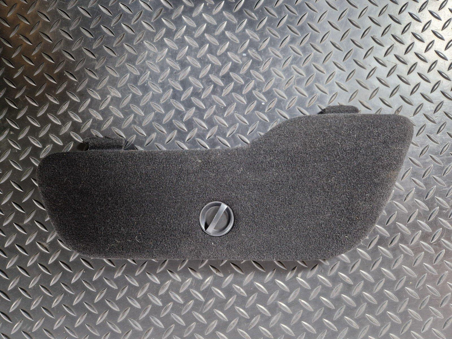 14-20 MERCEDES BENZ GLA X156 GENUINE REAR SIDE PANEL COVER TRIM