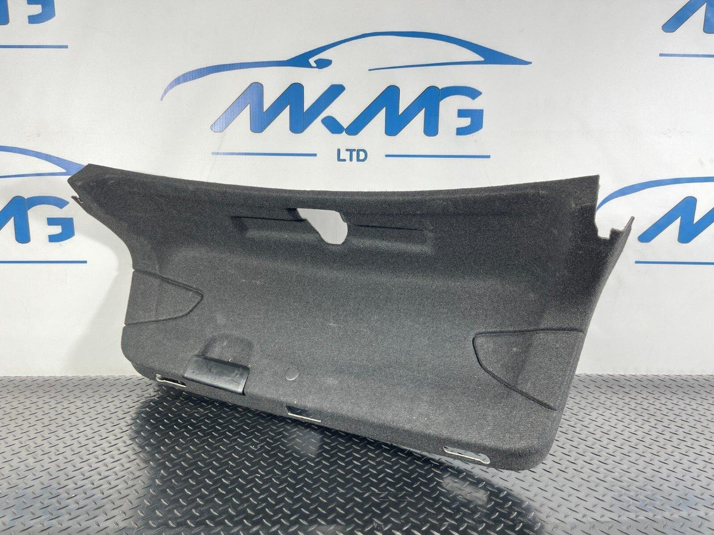 16-19 AUDI A4 B9 S-LINE GENUINE SALOON REAR BOOT LID CARPET COVER 8W5867975 M