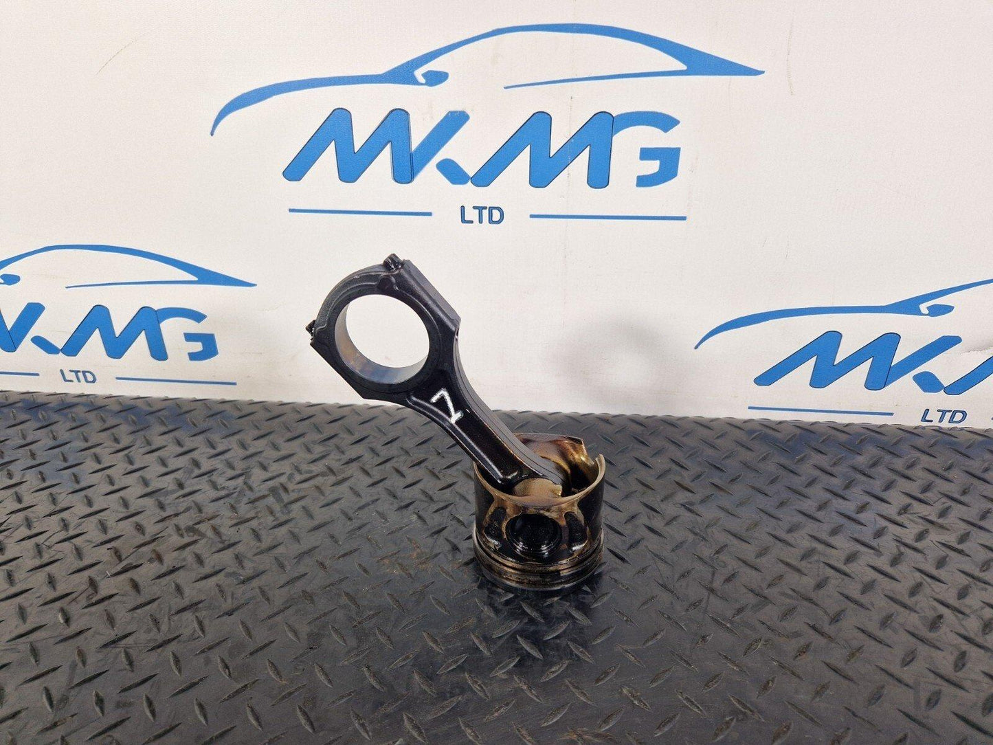14-21 MERCEDES BENZ C300h W205 COMPLETE PISTON WITH CON ROD 65100