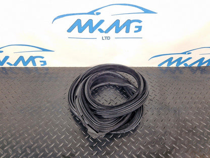 11-18 BMW 6 SERIES F06 REAR LEFT DOOR RUBBER WEATHER SEAL STRIP 7275315