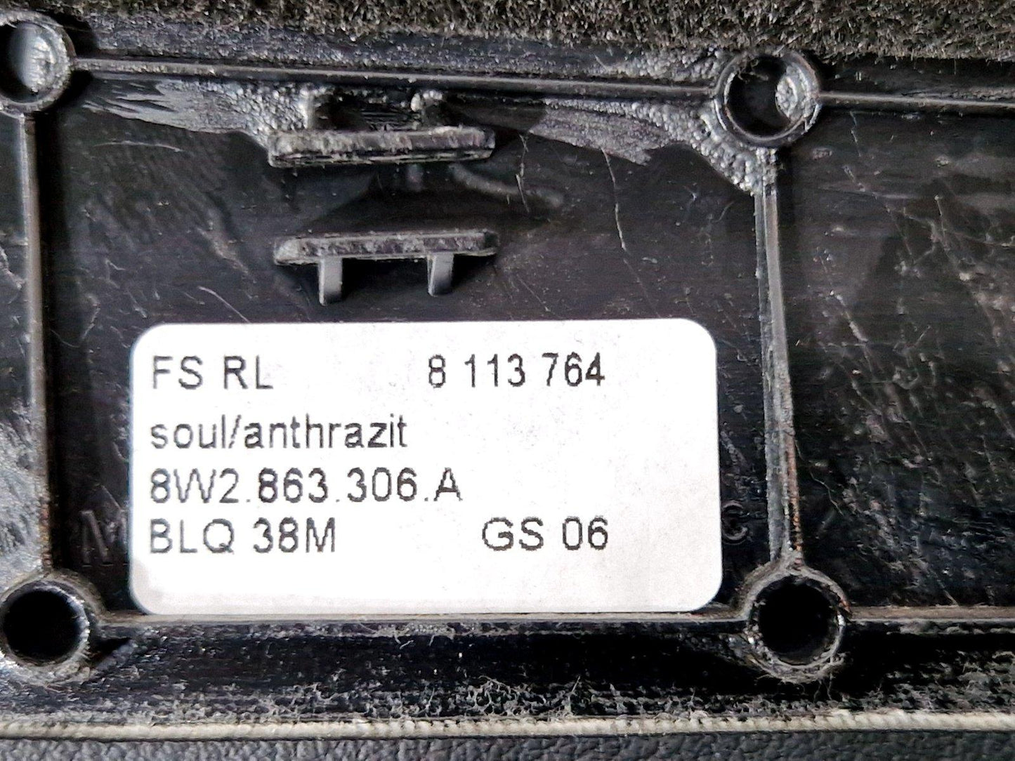 16-19 AUDI A4 B9 GENUINE DRIVER SIDE CENTRE CONSOLE LEATHER TRIM 8W2863306A