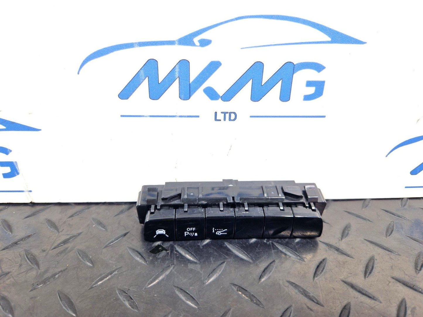 14-21 MERCEDES-BENZ C-CLASS C250D W205 GENUINE OEM SWITCH BLOCK A2059052851