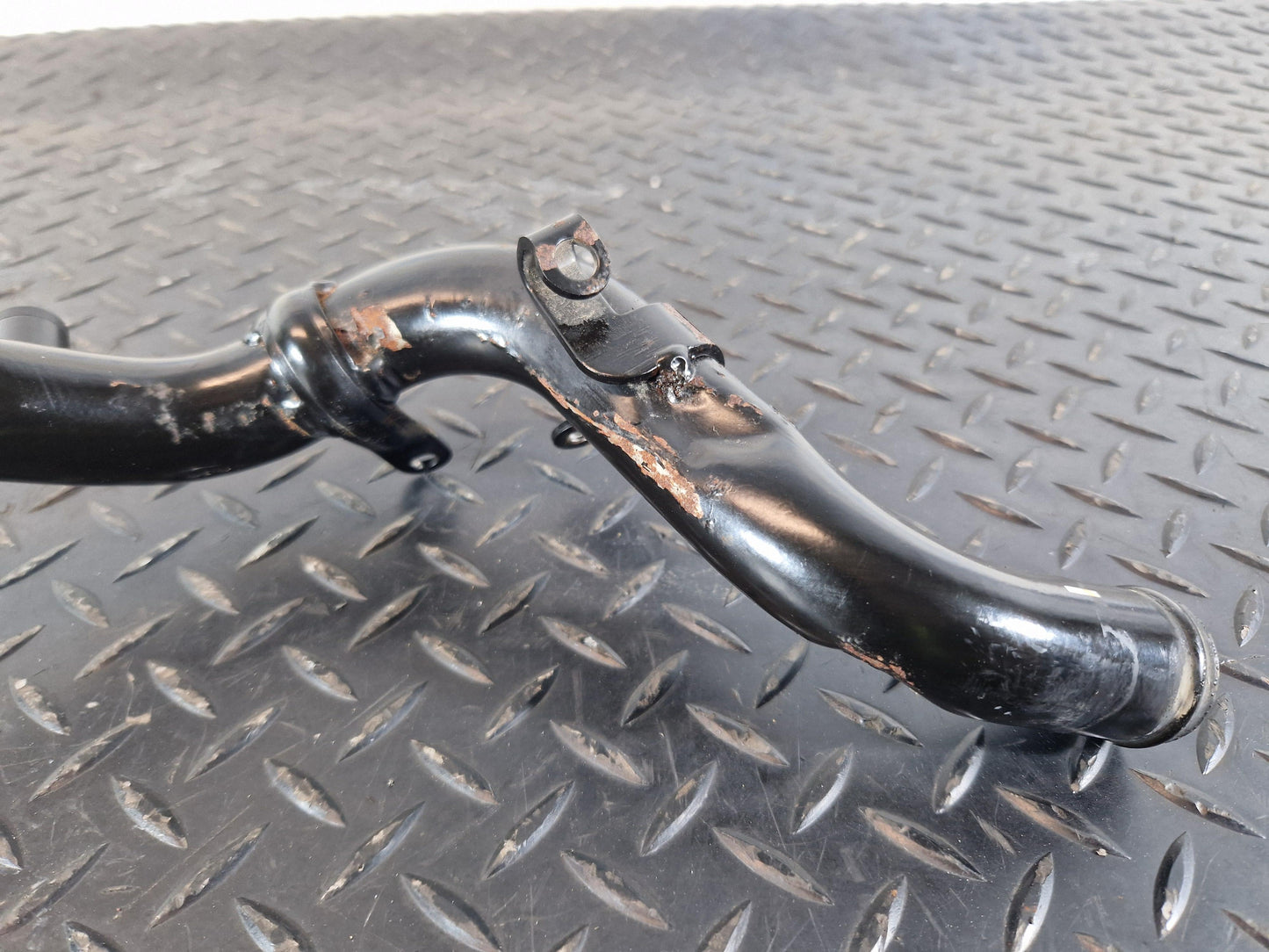 Land Rover Range Rover Evoque L551 WATER COOLANT PIPE H4P38A512CB HJ32BA594BC