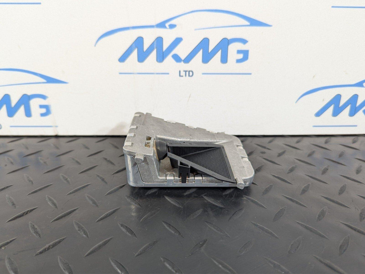 14-21 MERCEDES BENZ C300h W205 GENUINE OEM FRONT WINDSHIELD CAMERA A2229003011