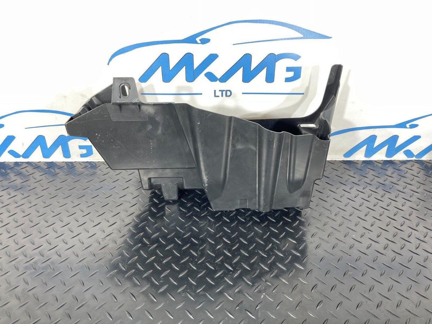 14-21 MERCEDES BENZ C350e W205 GLOVE COMPARTMENT A2058991614