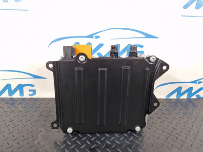 19-ON MERCEDES BENZ CLA C118 HYBRID BATTERY VOLTAGE CONVERTER A0009006520