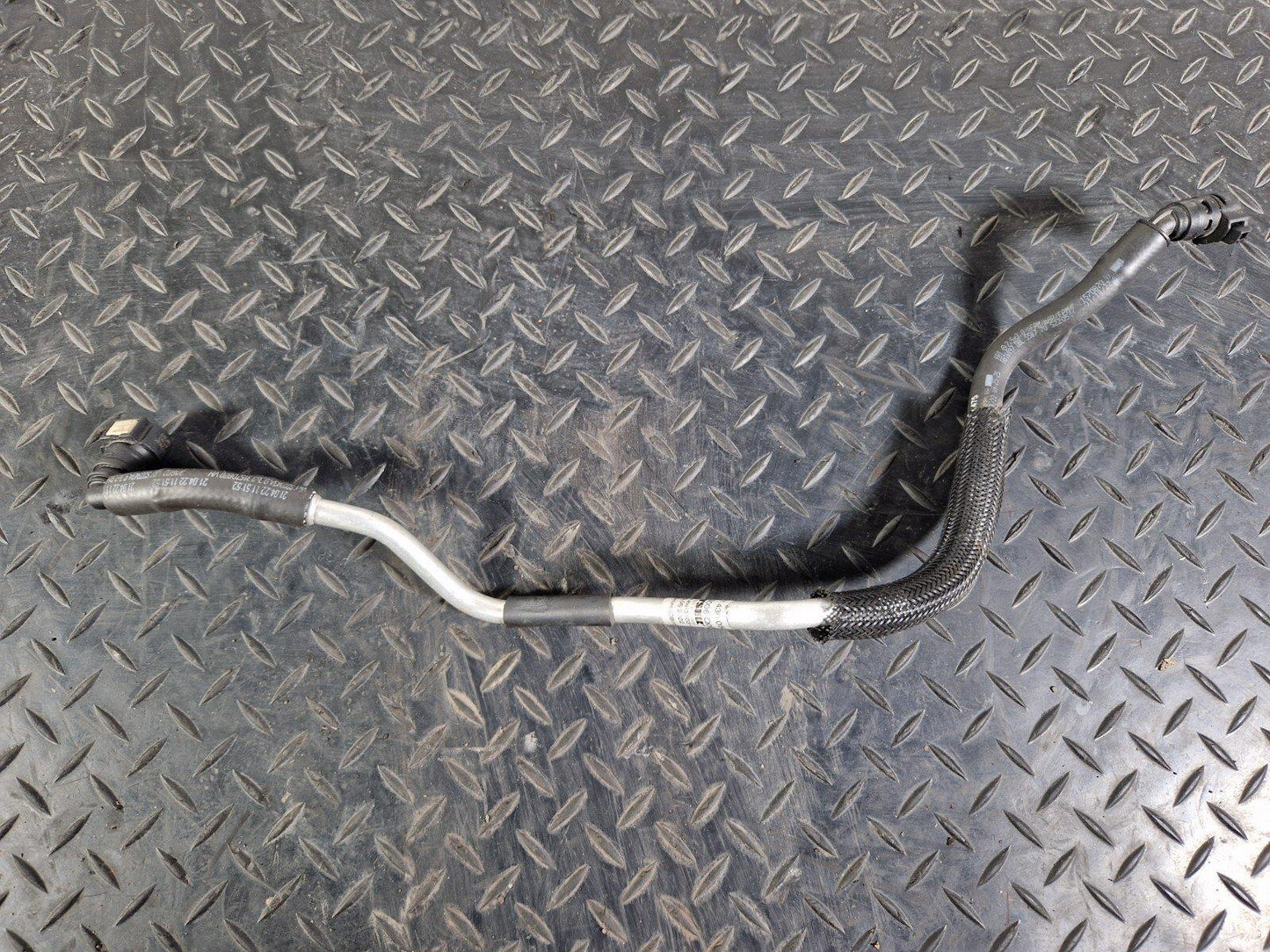 19-ON MERCEDES BENZ B CLASS W247 LINE HOSE BRAKE BOOSTER SERVO A1774300500