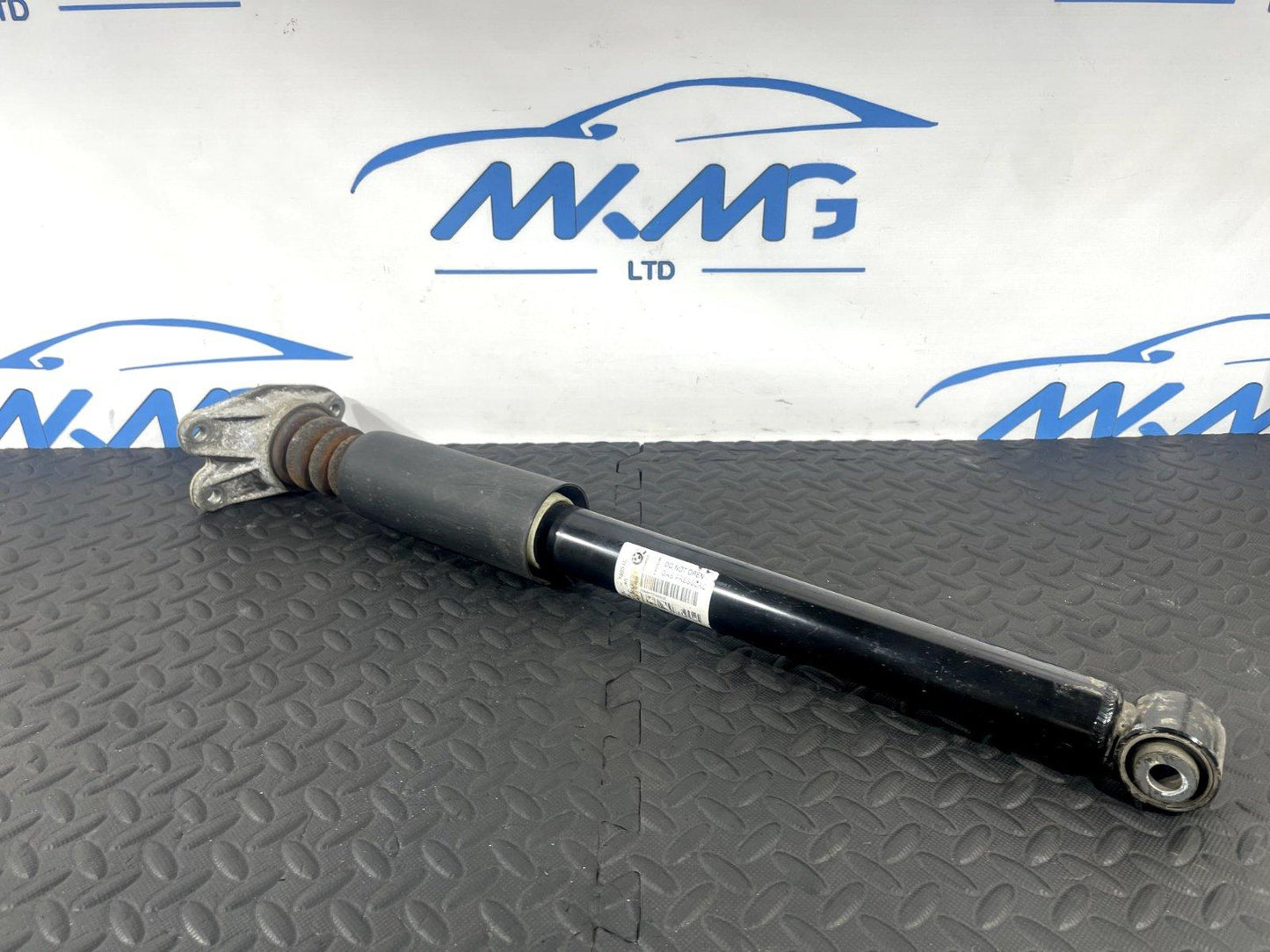 14-21 BMW 2 SERIES F45 F46 GENUINE REAR SHOCK ABSORBER FITS BOTH SIDES 6857465