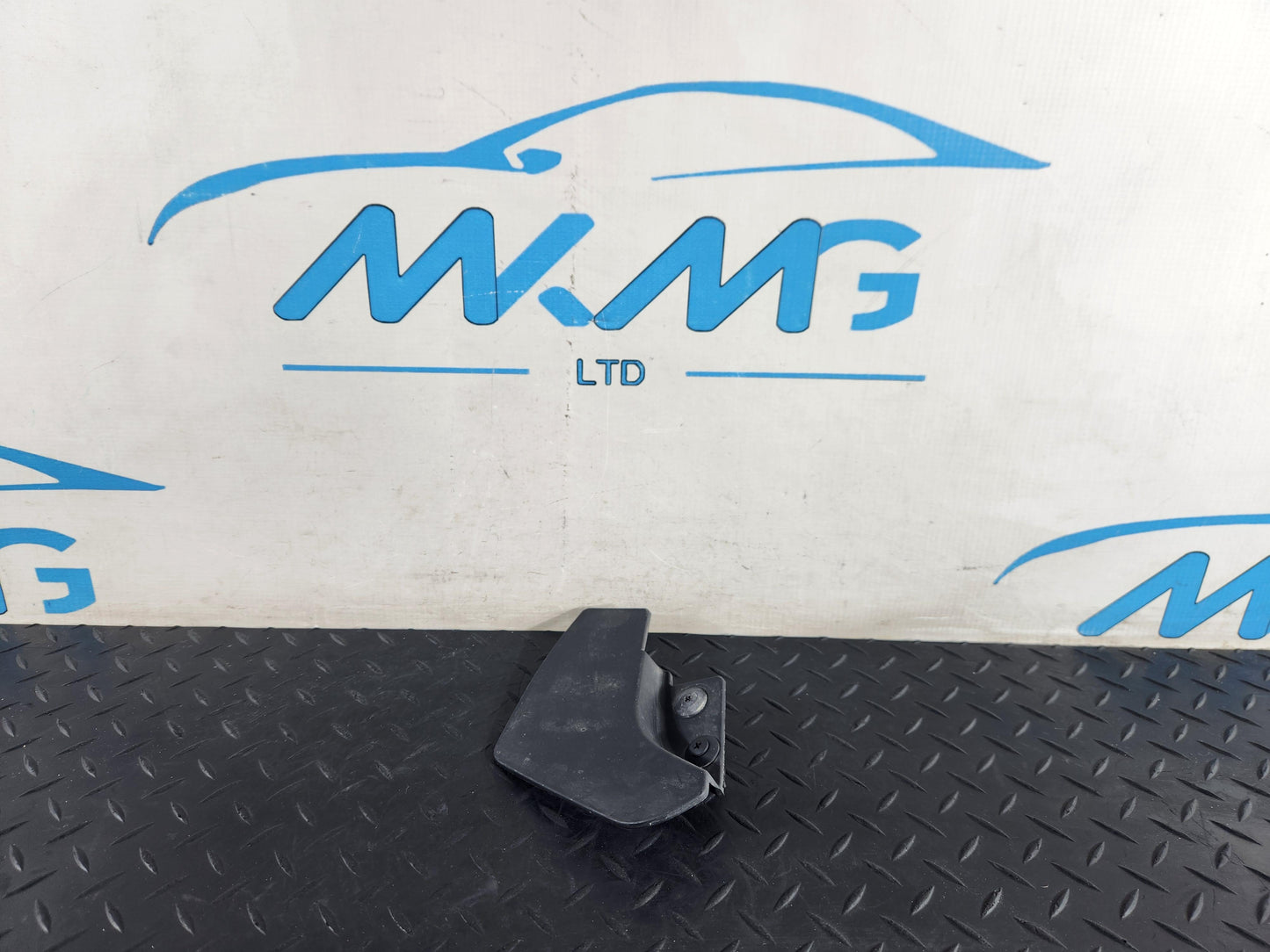 Land Rover Range Rover Evoque L551 SUV Right Side Mud Flap Guard K8D2-280E12-AD