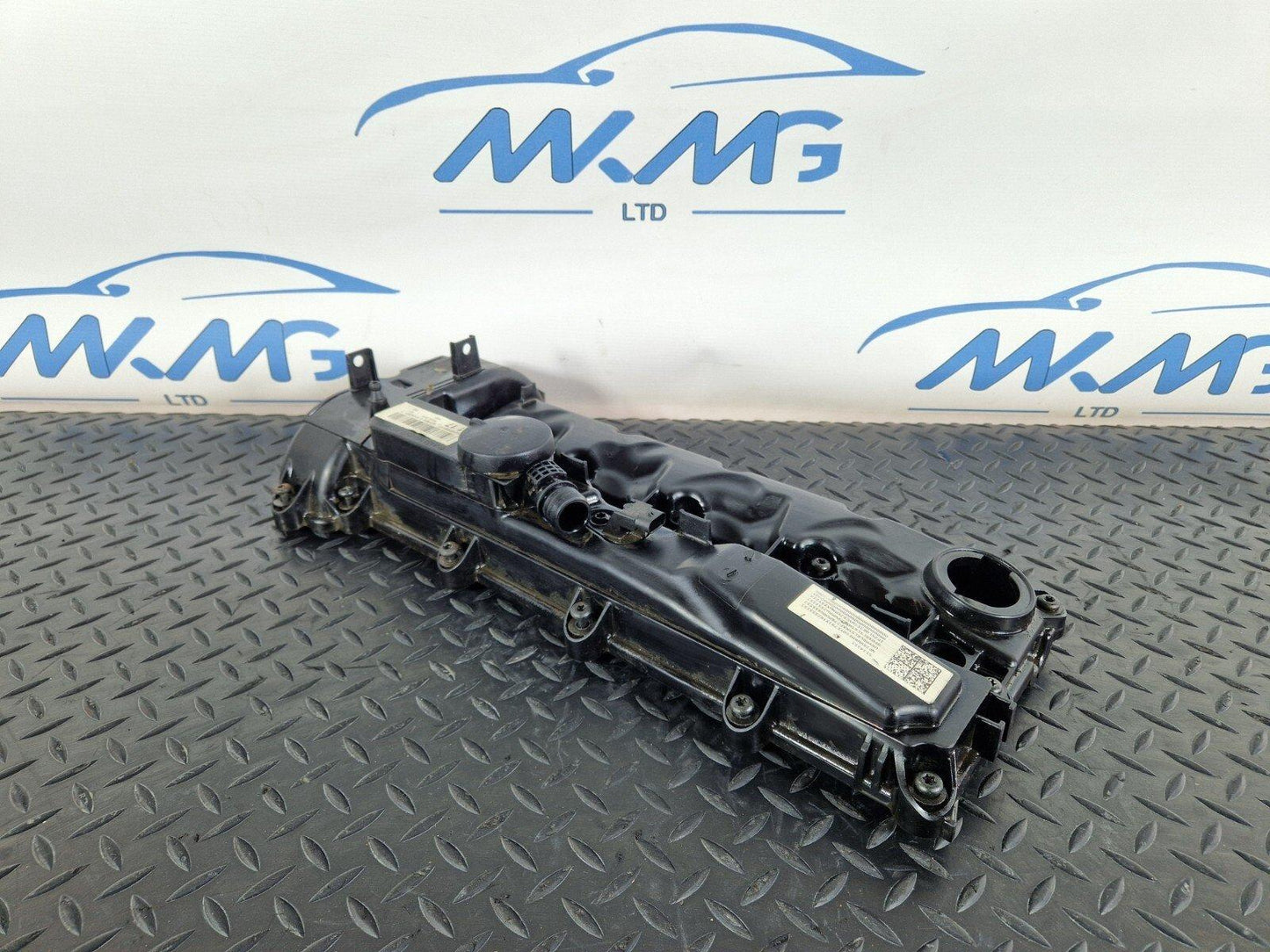 18-ON MERCEDES BENZ SPRINTER W907 ENGINE ROCKER VALVE COVER A6510108918