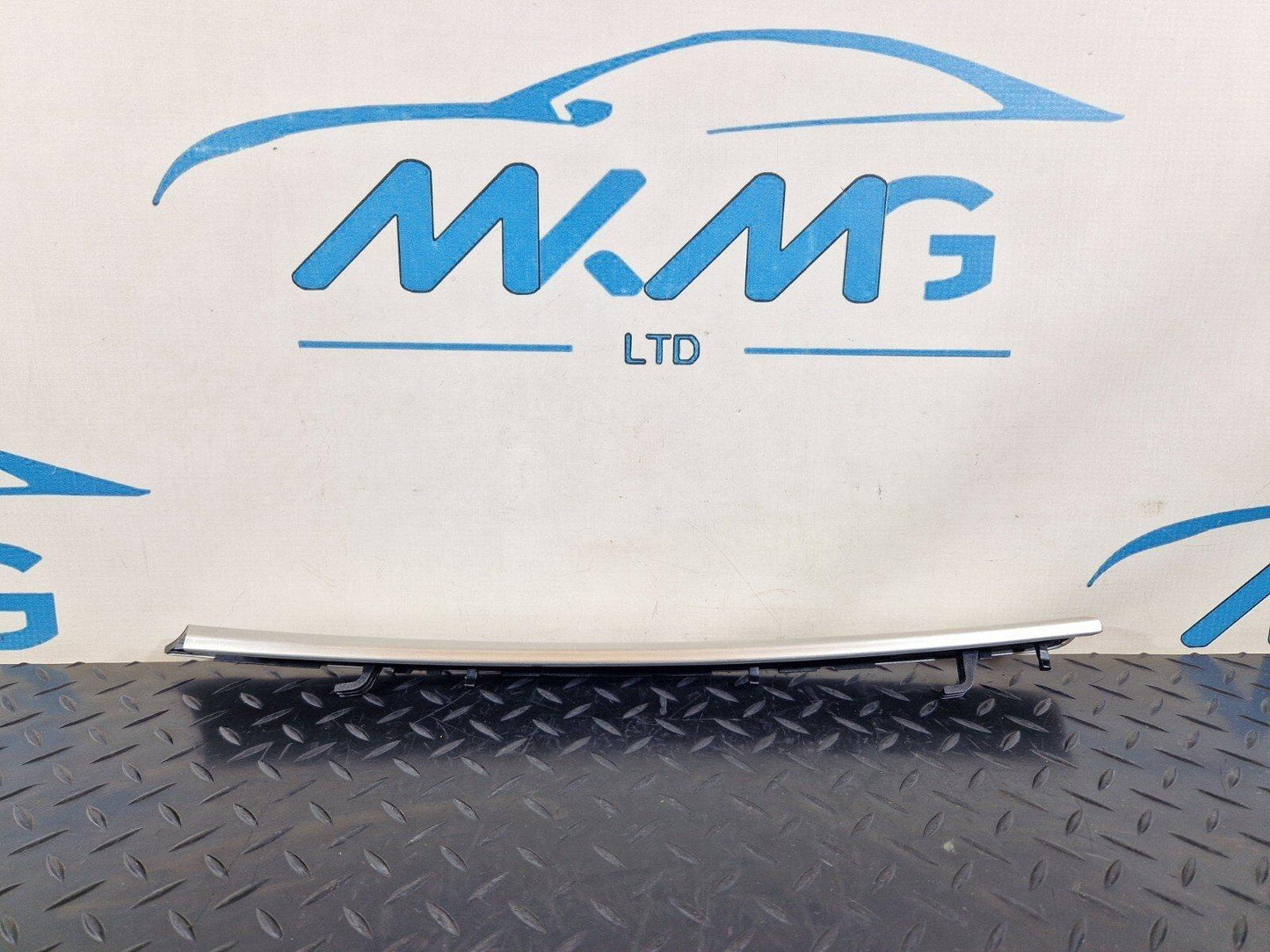 10-15 AUDI Q7 4L GENUINE OEM REAR RIGHT O/S DOOR PANEL TRIM COVER 4L0867420