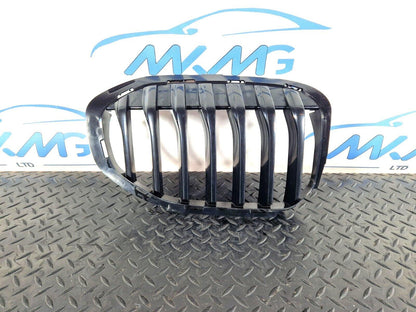 20-24 BMW 1 SERIES F40 FRONT BUMPER RIGHT SIDE KIDNEY GRILL 7450957 (DAMAGED)
