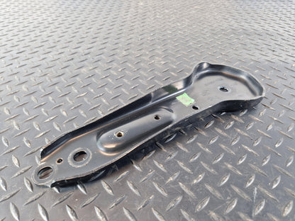 Land Rover Range Rover Evoque L551 SUSPENSION MOUNT BRACKET K8D25A364AB