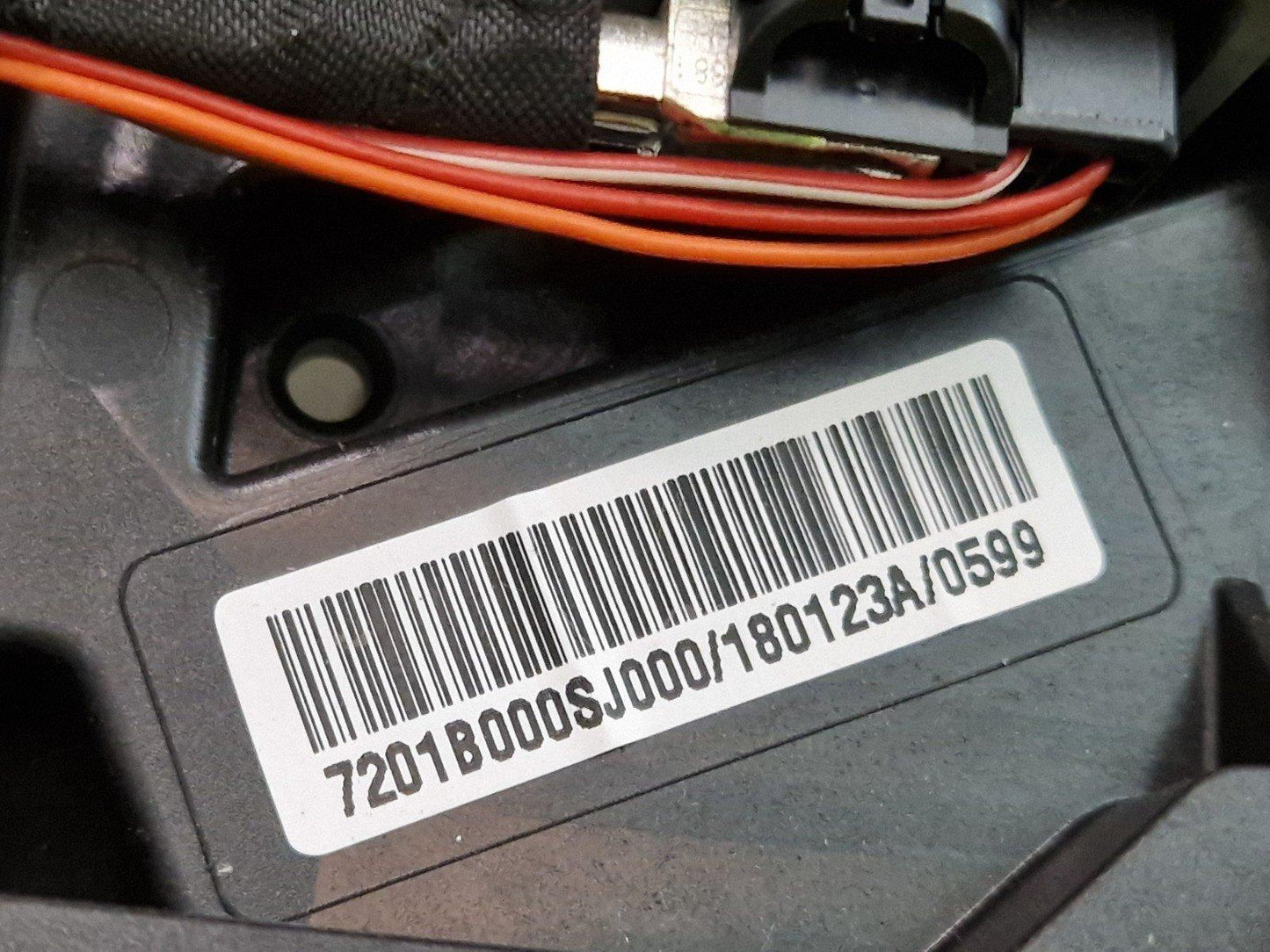 16-19 AUDI A4 B9 SPORT GENUINE SAT NAV DISPLAY SCREEN & BRACKET 8W8919604