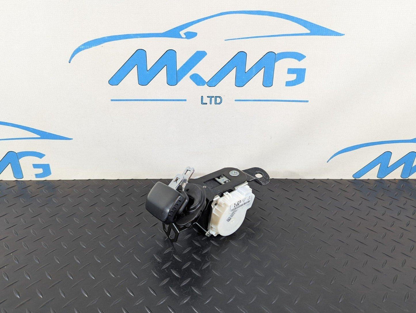 16-22 BMW X1 F48 GENUINE OEM REAR CENTRE SEAT BELT 7370559