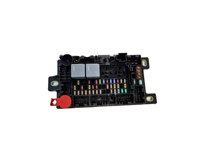 19-ON RANGE ROVER EVOQUE L551 GENUINE PASSENGER FUSE BOX M8D2-14A073-BA