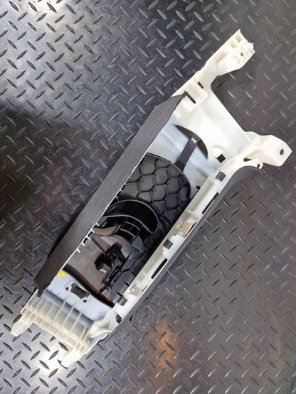 16-23 AUDI S5 COUPE GENUINE RIGHT SIDE B PILLAR TRIM COVER PANEL 8W6867244A