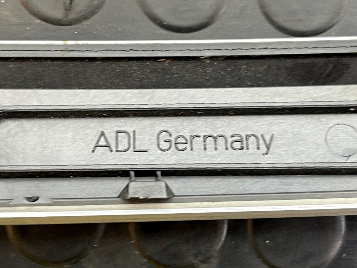 2010 BMW 3-SERIES E92 LCI GENUINE FRONT DRIVER SIDE DOOR CARD TRIM 9173693