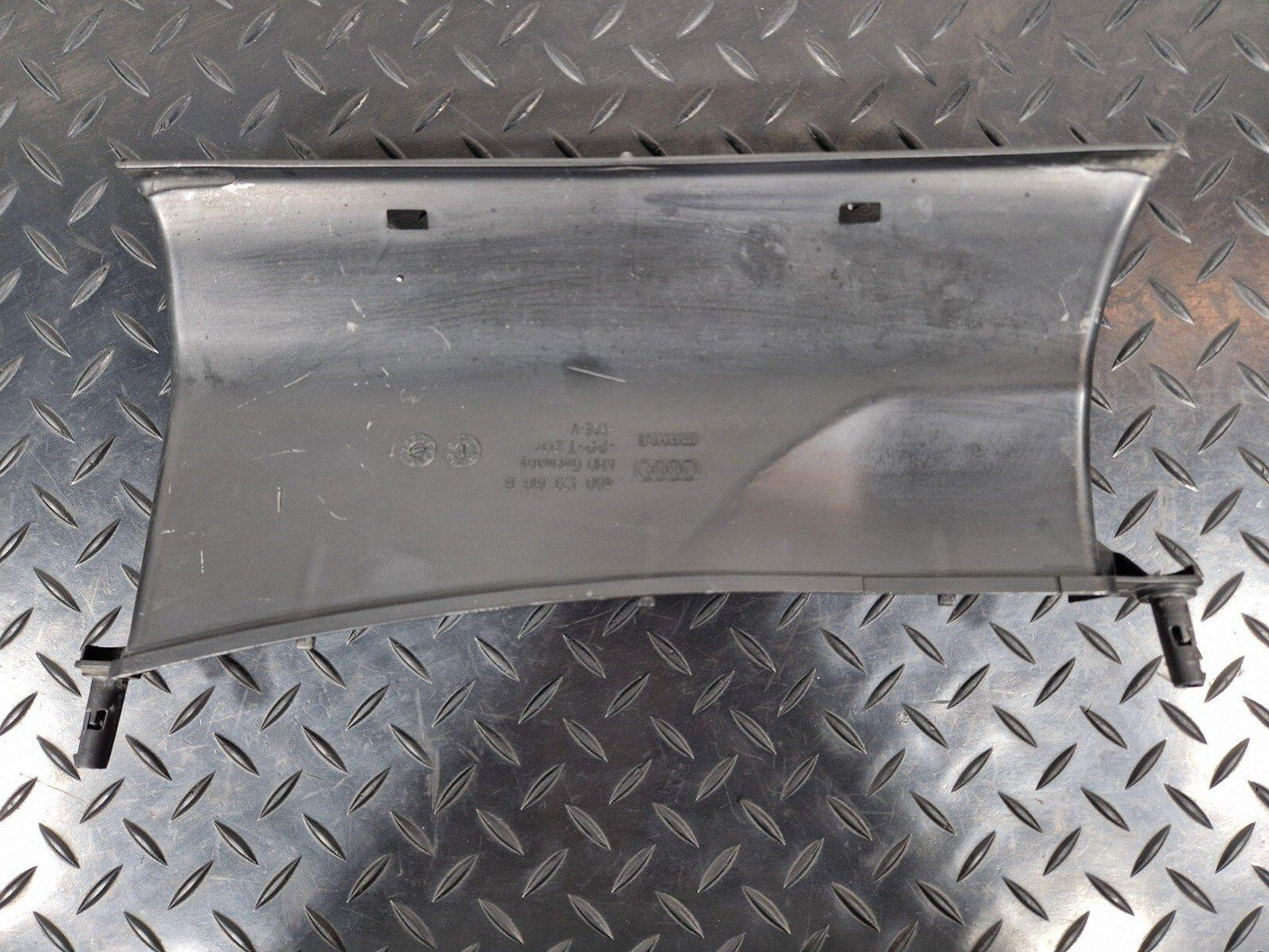 10-18 AUDI A7 4G S-LINE GENUINE AIR INTAKE DUCT TRIM COVER 4G0129618B