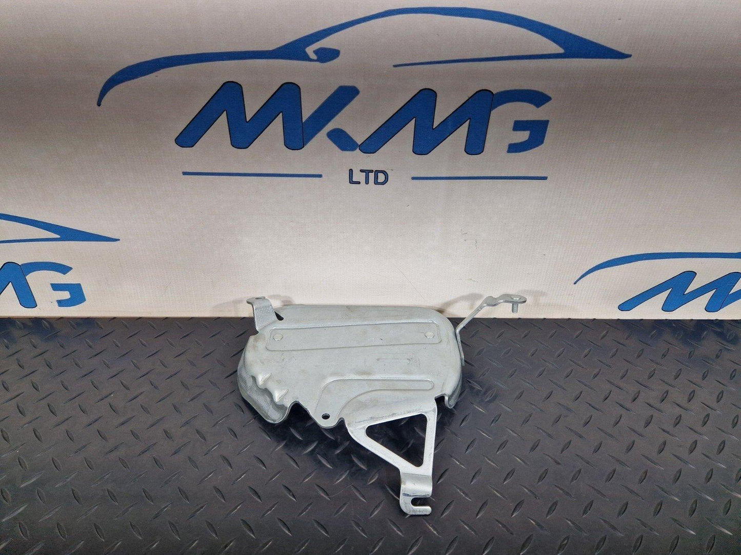 MERCEDES BENZ GLA X156 CONTROL UNIT HOLDER BRACKET A1565450200