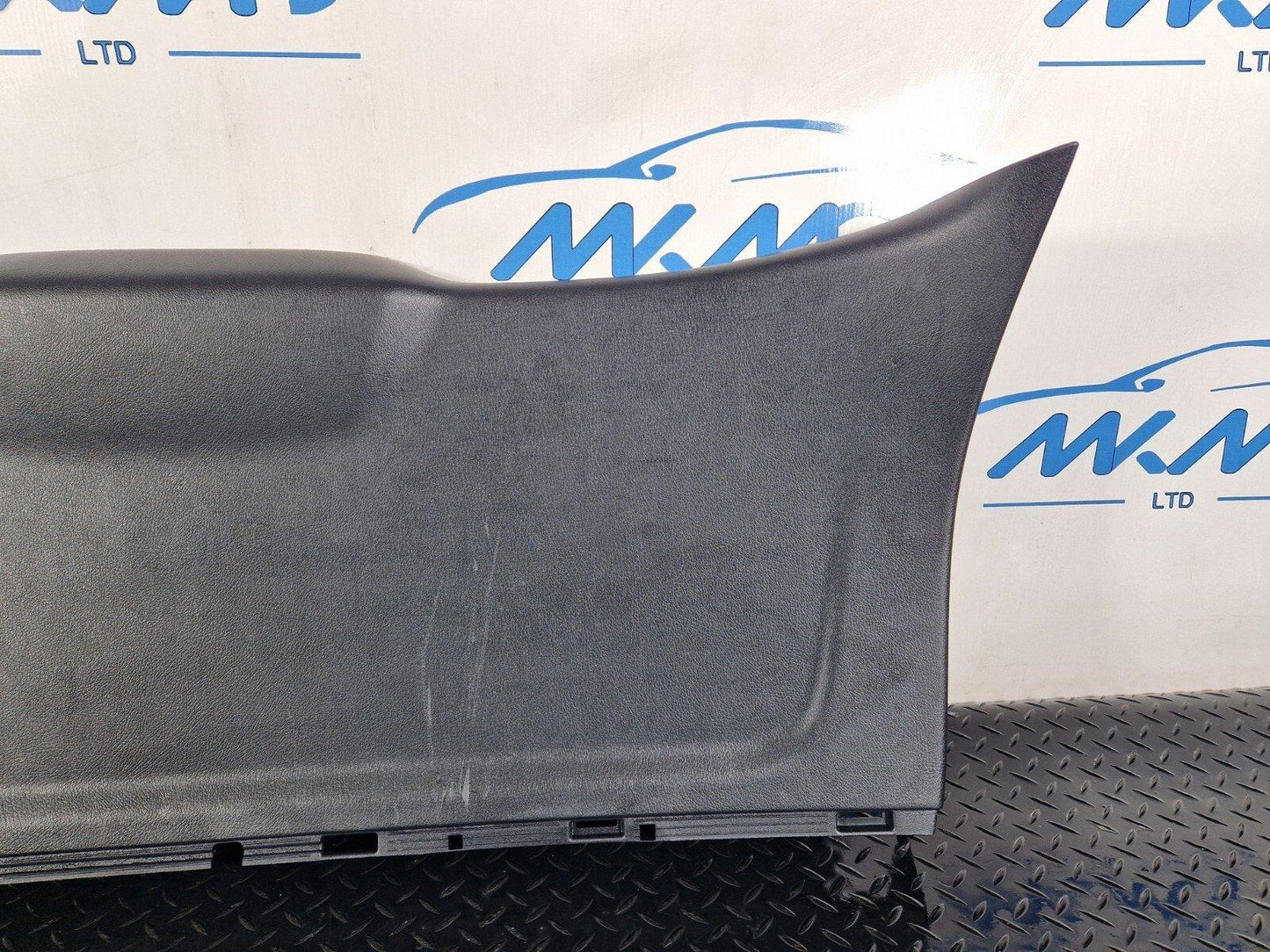 19-ON MERCEDES BENZ B CLASS W247 TAILGATE BOOT PANEL COVER TRIM A2477402300
