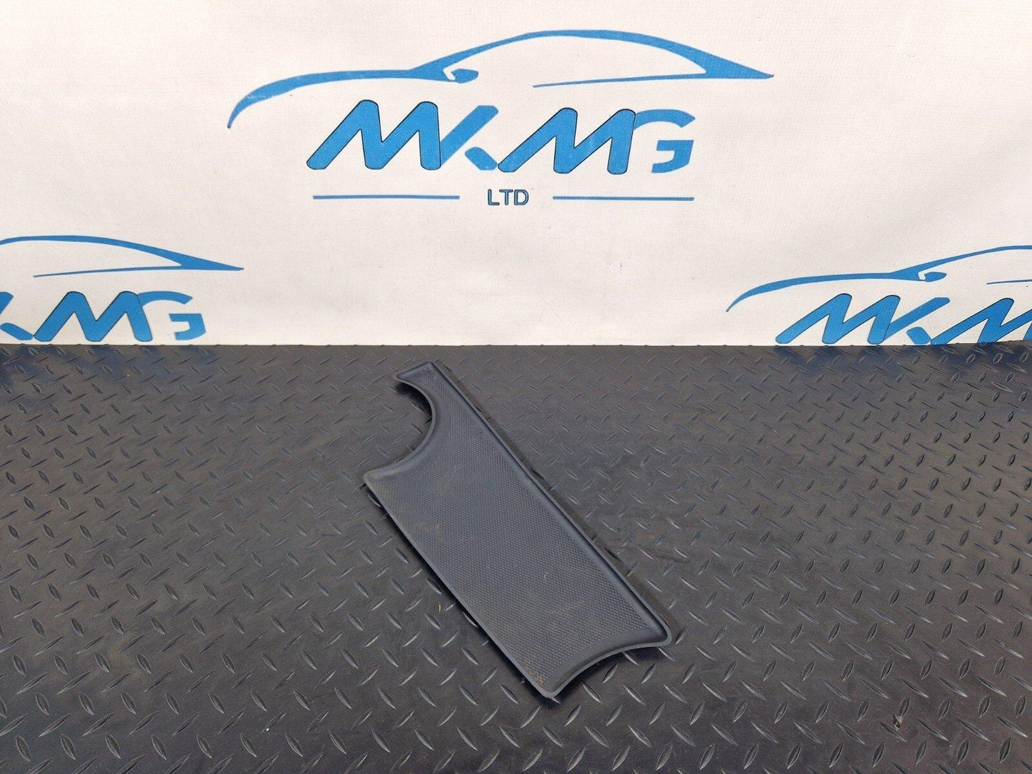 18-ON MERCEDES SPRINTER W907 W910 RIGHT STORAGE COMPARTMENT INSERT A9106891400