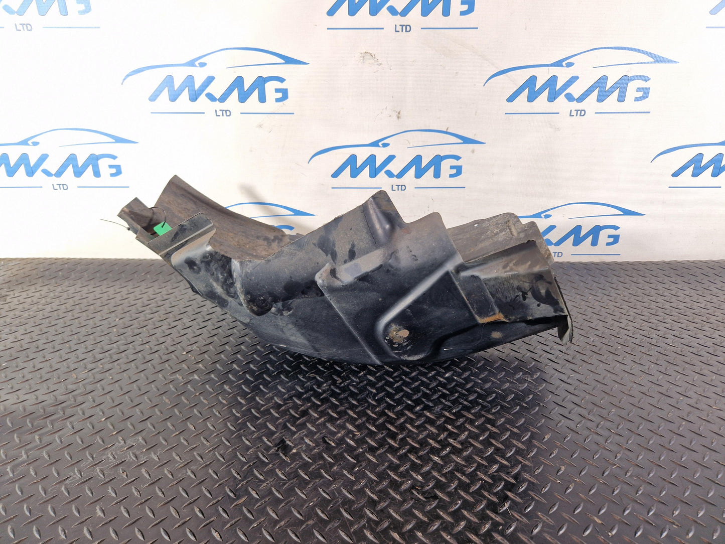 Mercedes-Benz Sprinter W907 Front Left N/S Rear Partition Wheel Arch A9076840200