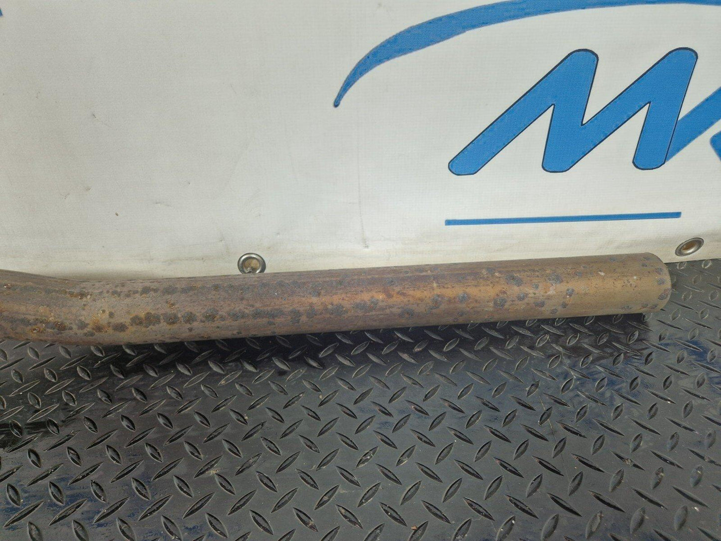BMW F44 F48 EXHAUST MIDDLE PIPE MUFFLER 8689343