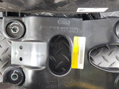 19-ON RANGE ROVER EVOQUE L551 INTERIOR SUPPORT BRACKET WITH DUCTS K8D2-048B38-A