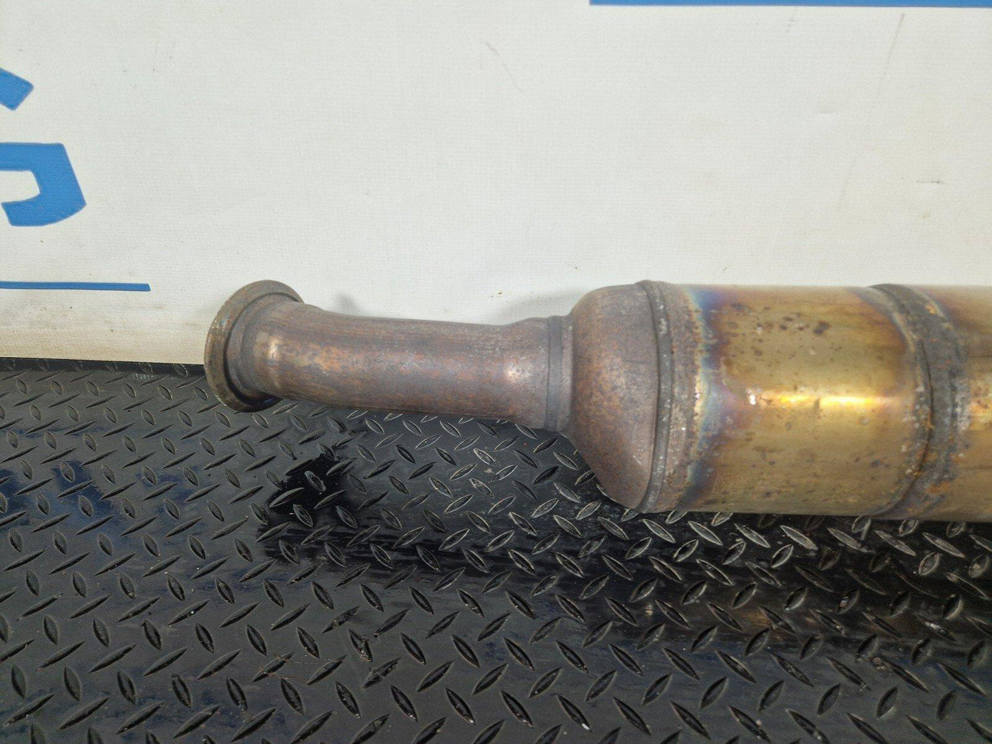 BMW F44 F48 EXHAUST MIDDLE PIPE MUFFLER 8689343