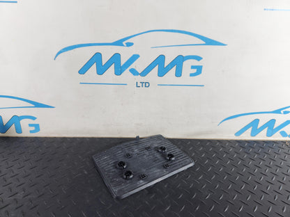 Volkswagen Touareg 7P Centre Console Storage Compartment 7P6862145