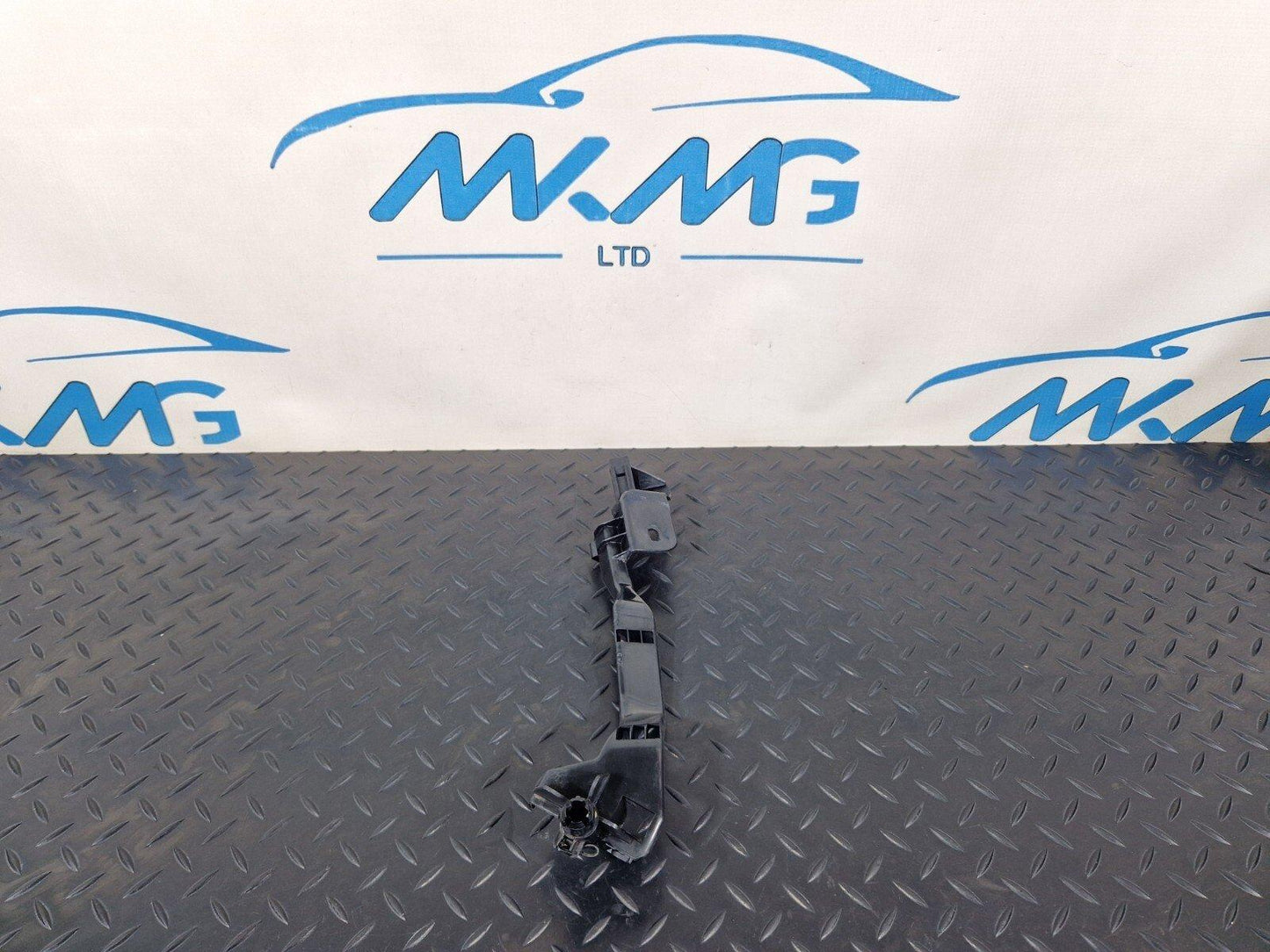 14-21 MERCEDES BENZ C200 W205 OEM GENUINE CABLE DUCT BRACKET A2055462180
