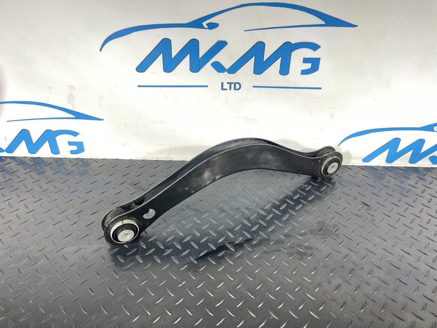 16-19 AUDI A4 B9 S-LINE QUATTRO WISHBONE UPPER CONTROL ARM REAR LEFT 8W0505371E