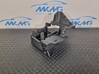 14-21 MERCEDES BENZ C200d W205 CD CHANGER ECU HOLDER BRACKET A2055458900